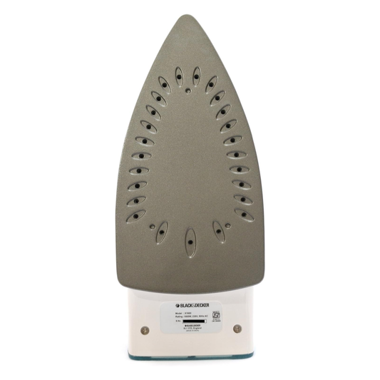 مكواة بخار بـ قاعدة مطلية بالسيراميك مضادة للتكلس قوة 1750 واط ماركة Black & Decker