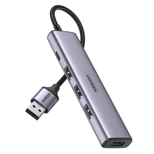 موزع USB 3.0 بأربعة منافذ UGREEN 20805 بخلفية بيضاء
