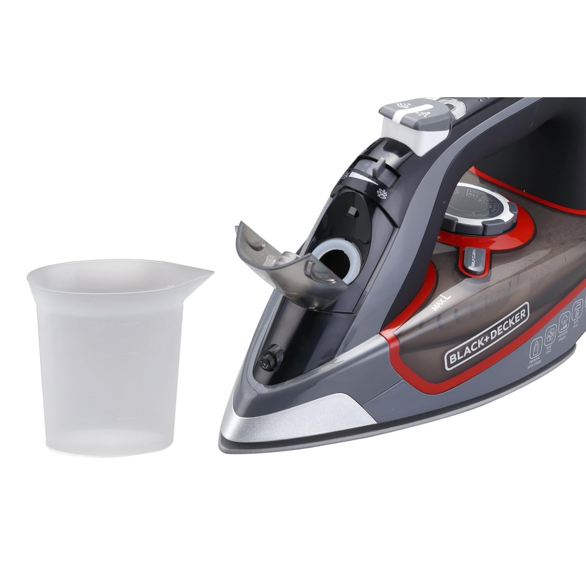 مكواة بخار بـ قاعدة من سيراميك قوة 2200 واط ماركة Black & Decker مكواة بخار بـ قاعدة من سيراميك قوة 2200 واط ماركة Black & Decker