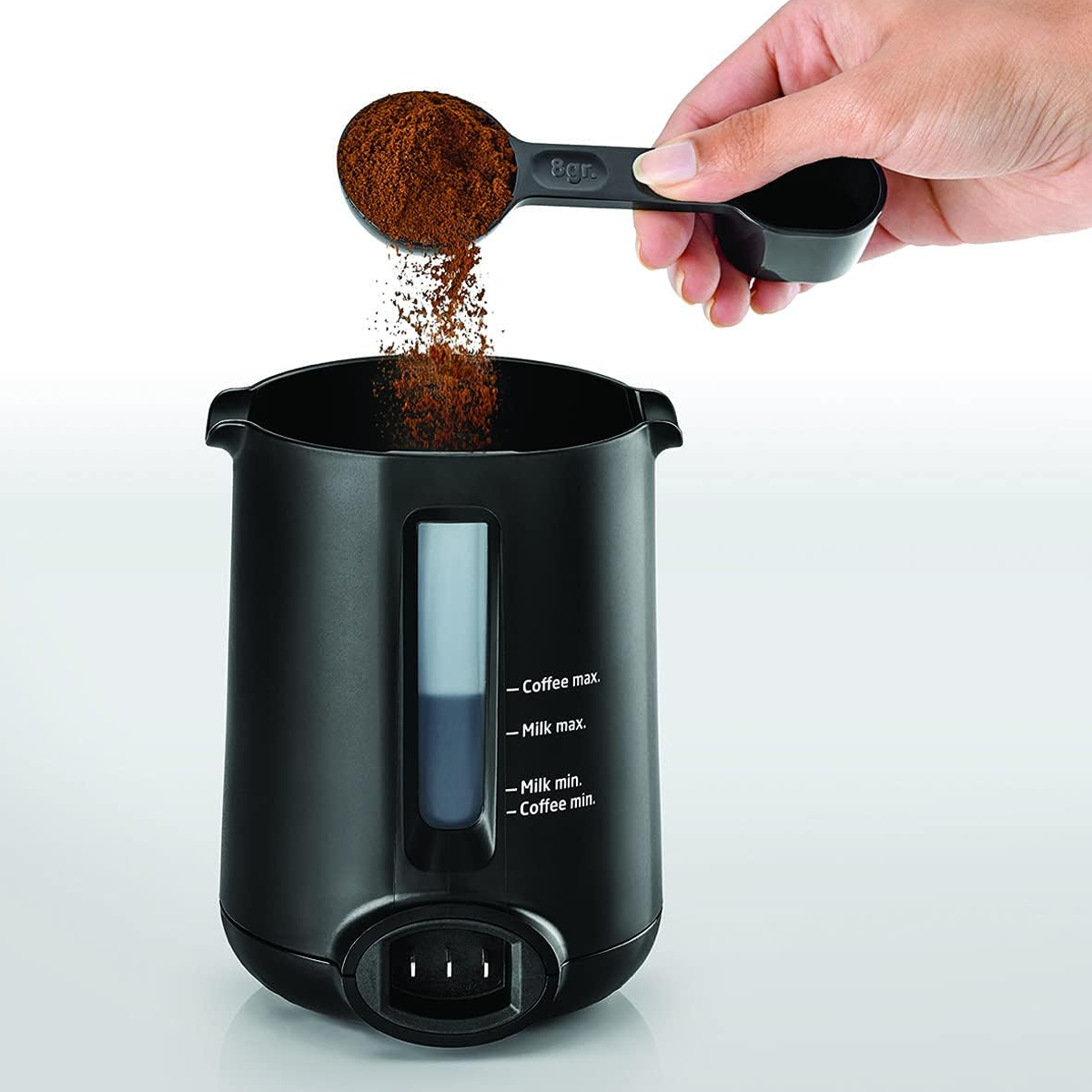 ماكينة تحضير القهوة التركية والشوكولاتة الساخنة مع ميزة تسخين الحليب ماركة Black & Decker ماكينة تحضير القهوة التركية والشوكولاتة الساخنة مع ميزة تسخين الحليب ماركة Black & Decker