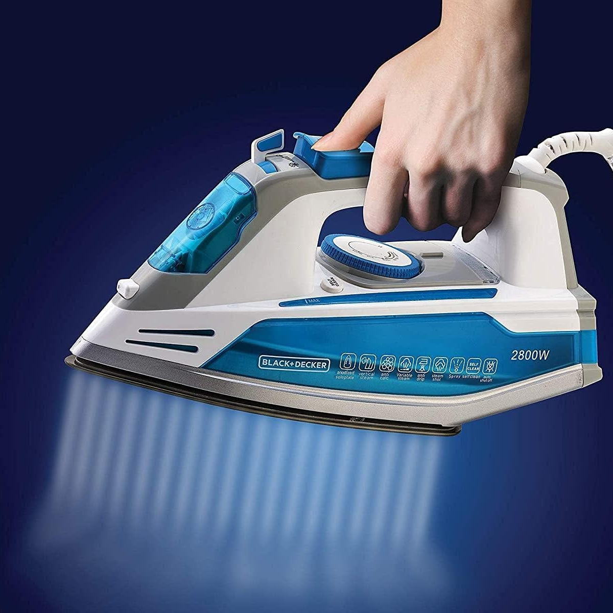 مكوى/مكواة بخار بـ قوة2800 واط مع خاصية الإغلاق التلقائي و مانع التنقيط ماركة Black & Decker مكوى/مكواة بخار بـ قوة2800 واط مع خاصية الإغلاق التلقائي و مانع التنقيط ماركة Black & Decker