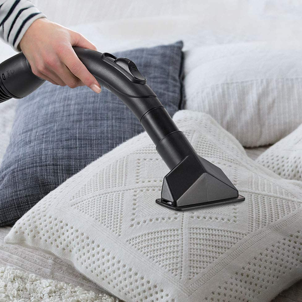 مكنسة كهربائية برميل 30 لتر من الستانلس ستيل قوة 1610 واط من Black & Decker مكنسة كهربائية برميل 30 لتر من الستانلس ستيل قوة 1610 واط من Black & Decker