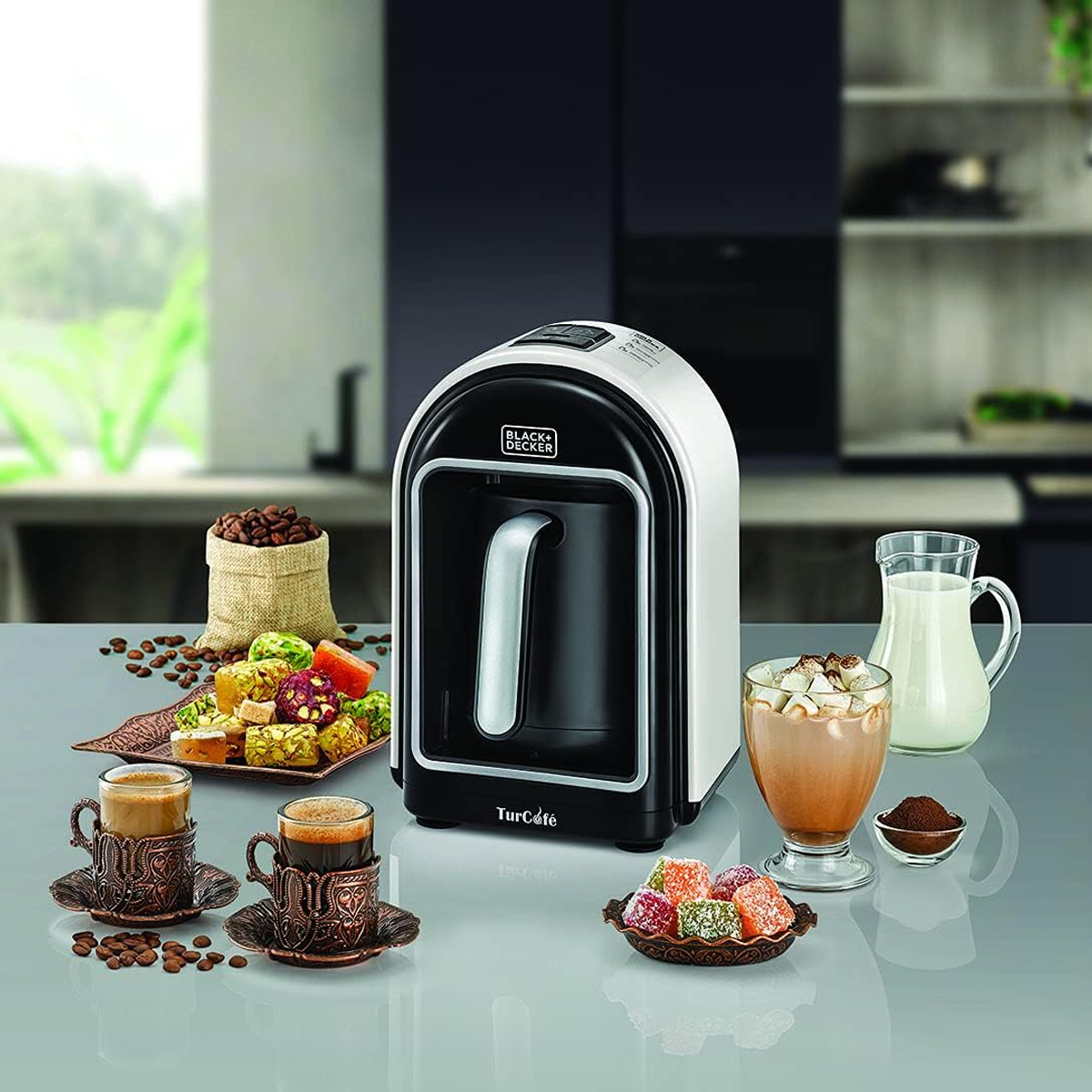 ماكينة تحضير القهوة التركية والشوكولاتة الساخنة مع ميزة تسخين الحليب ماركة Black & Decker ماكينة تحضير القهوة التركية والشوكولاتة الساخنة مع ميزة تسخين الحليب ماركة Black & Decker