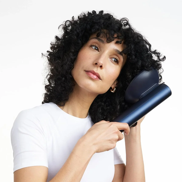 موزع هواء لـ تنشيف وتجعيد الشعر الاحترافي بـ 3 اعدادات للحرارة ماركة Babyliss موزع هواء لـ تنشيف وتجعيد الشعر الاحترافي بـ 3 اعدادات للحرارة ماركة Babyliss