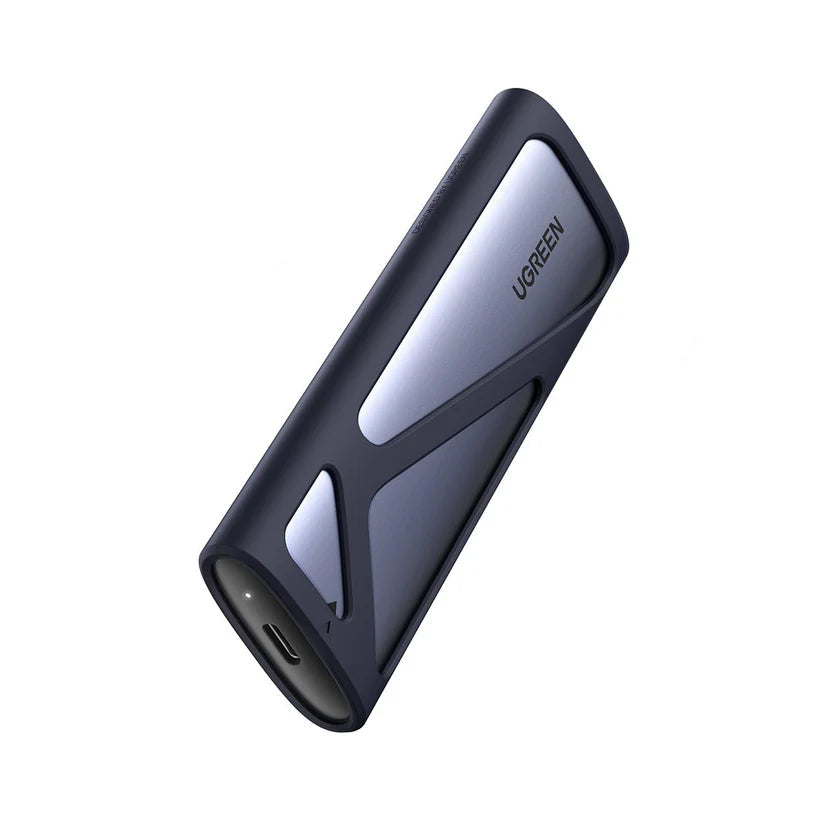 علبة M.2 NVMe SSD بسرعة 10Gbps UGREEN 10902 بخلفية بيضاء