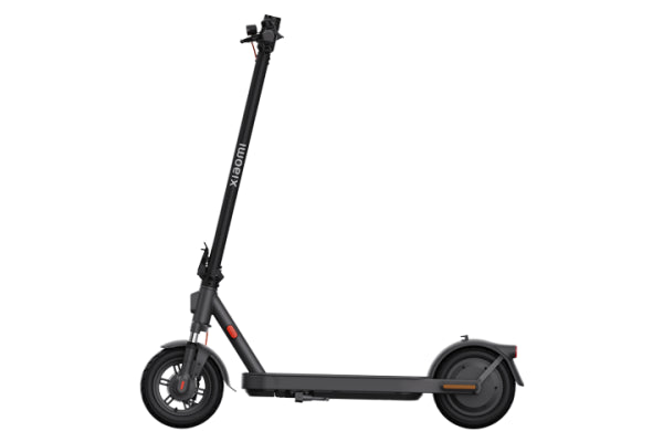 سكوتر كهربائي Electric Scooter Elite GL – Foldable E-Scooter with 40km Range, 25km/h Max Speed, Dual Brakes, من شاومي – 400W و700W و000mAh موديل BHR9603GL